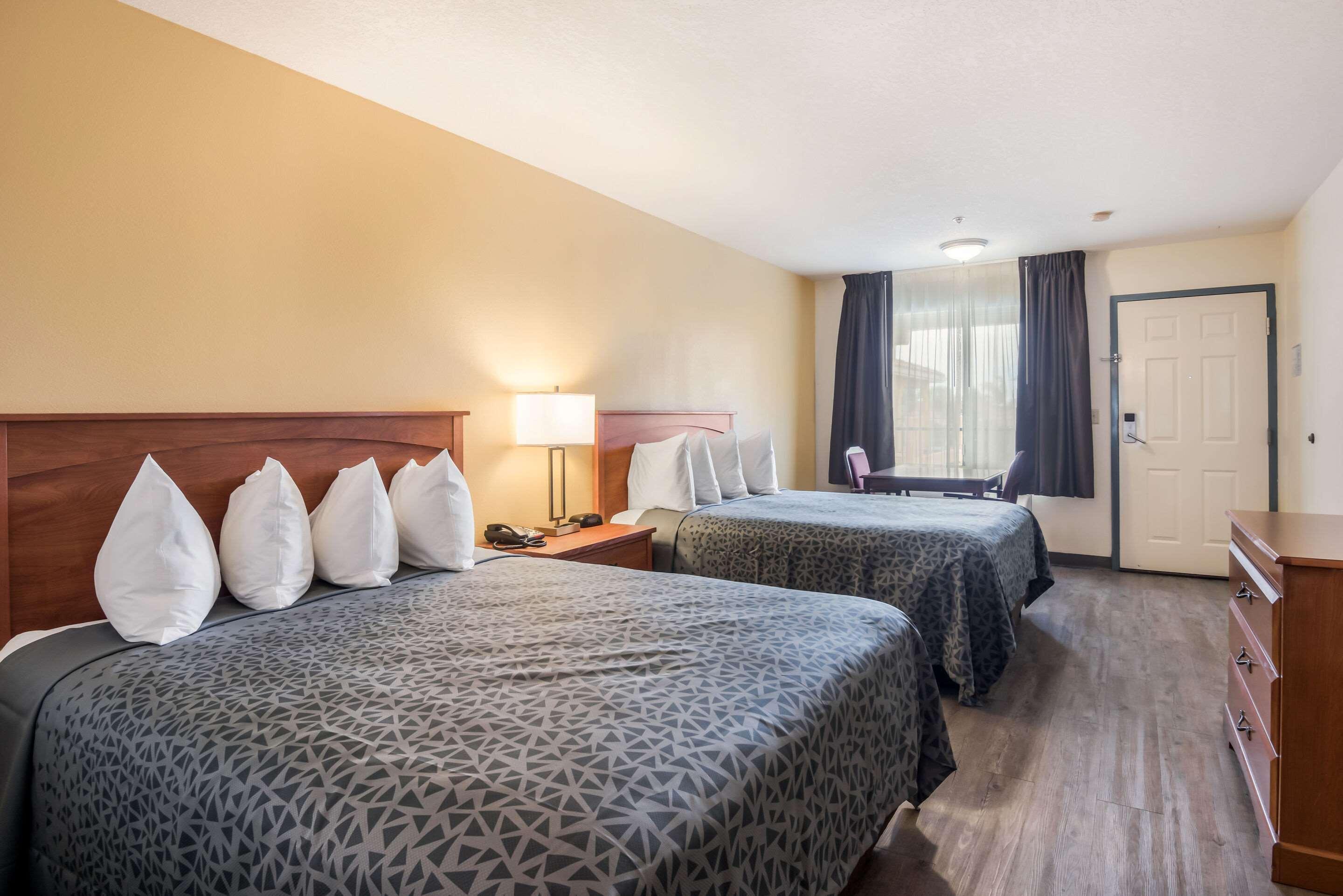 Econo Lodge Inn & Suites Lodi - Wine Country Area Ngoại thất bức ảnh