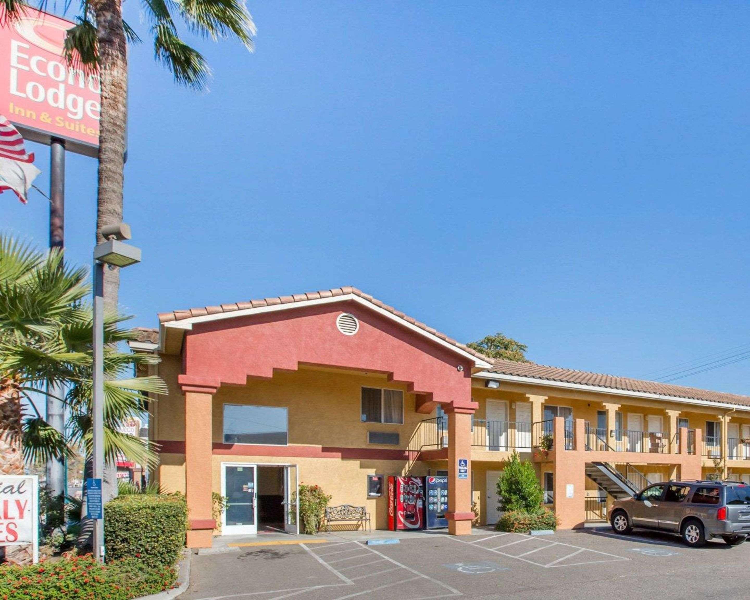 Econo Lodge Inn & Suites Lodi - Wine Country Area Ngoại thất bức ảnh