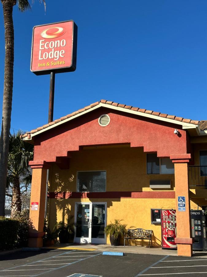 Econo Lodge Inn & Suites Lodi - Wine Country Area Ngoại thất bức ảnh
