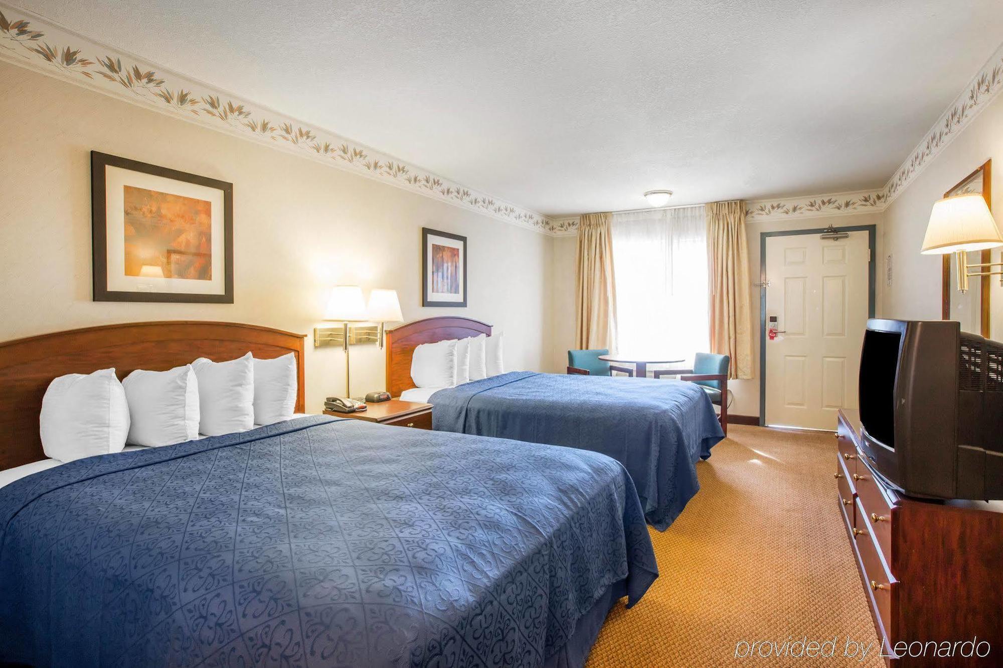 Econo Lodge Inn & Suites Lodi - Wine Country Area Ngoại thất bức ảnh