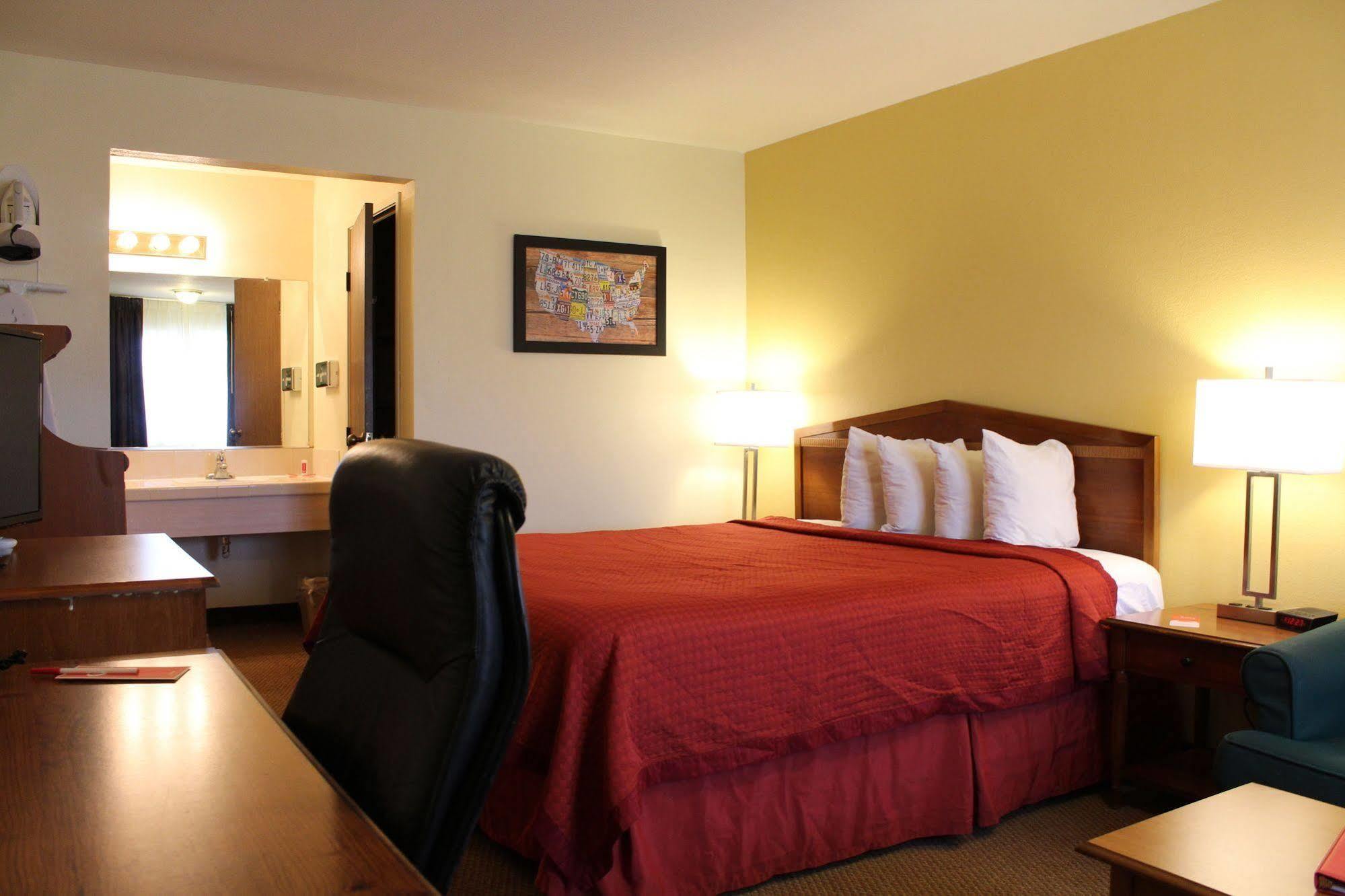 Econo Lodge Inn & Suites Lodi - Wine Country Area Ngoại thất bức ảnh
