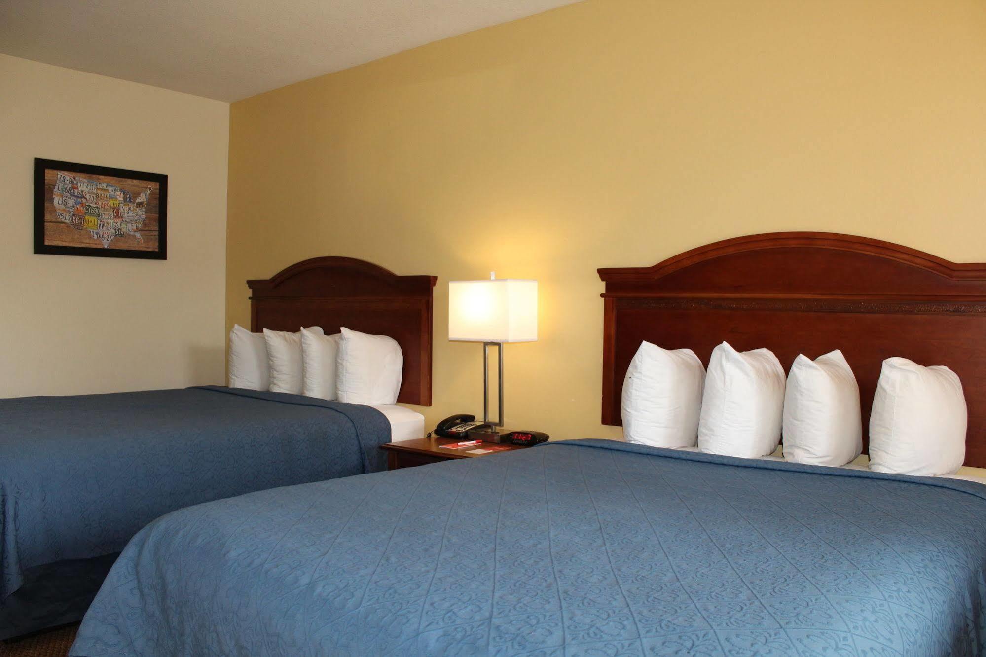Econo Lodge Inn & Suites Lodi - Wine Country Area Ngoại thất bức ảnh